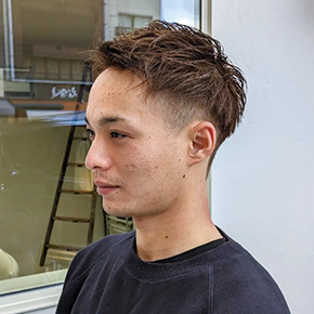 男性ヘアモデル