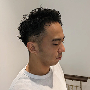 男性ヘアモデル